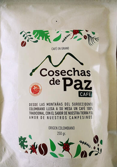 Das Gütesiegel "Ernte des Friedens" garantiert Kleinbauern bessere Preise für ihren Kaffee.