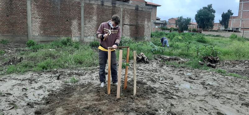 Piantando alberi a Cochabamba, foto: Francesco Negri