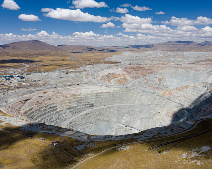 L'ensemble du site de la mine d'Antapaccay, avec toutes les décharges de déchets associées, représente actuellement 135 km2.