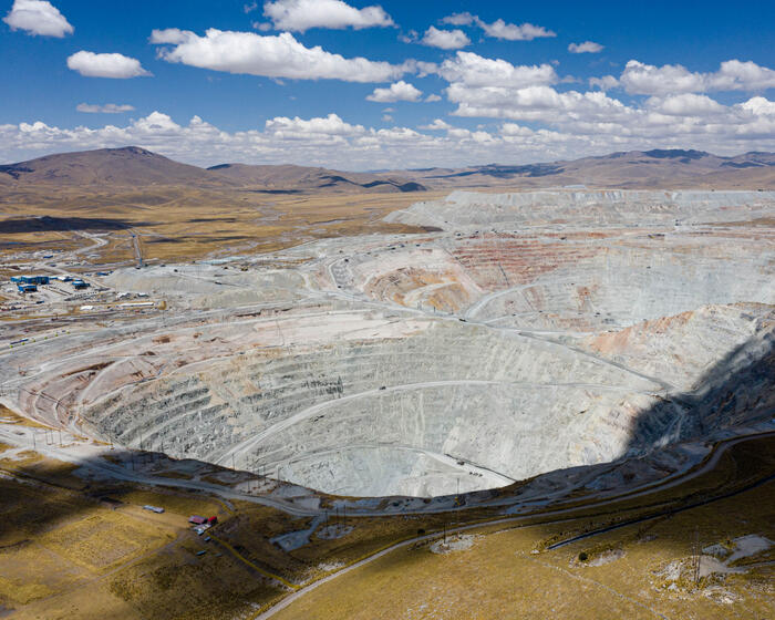 Vue partielle du site de la mine d'Antapaccay. Photo: © Comundo/Jacob Balzani-Lööv