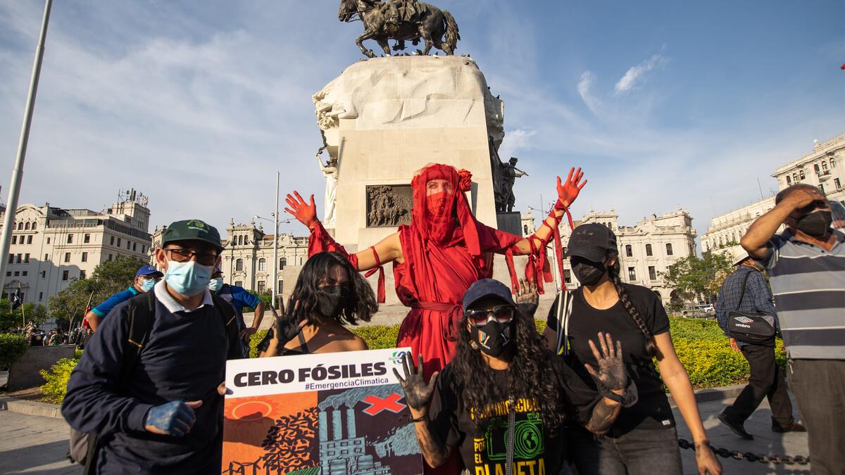 Action de protestation du MOCICC à Lima.